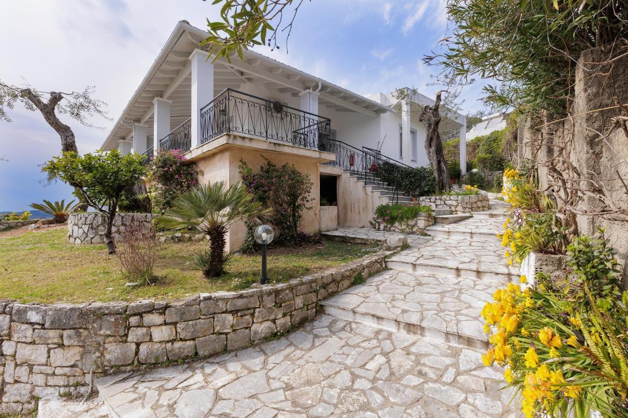Katerina Horizon Apartments By Konnect - 1,8Km From Ipsos Beach Kültér fotó